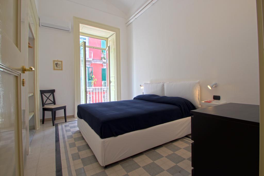 Casa Dante - Historic Apartment In The Perfect Naples Location Exterior photo